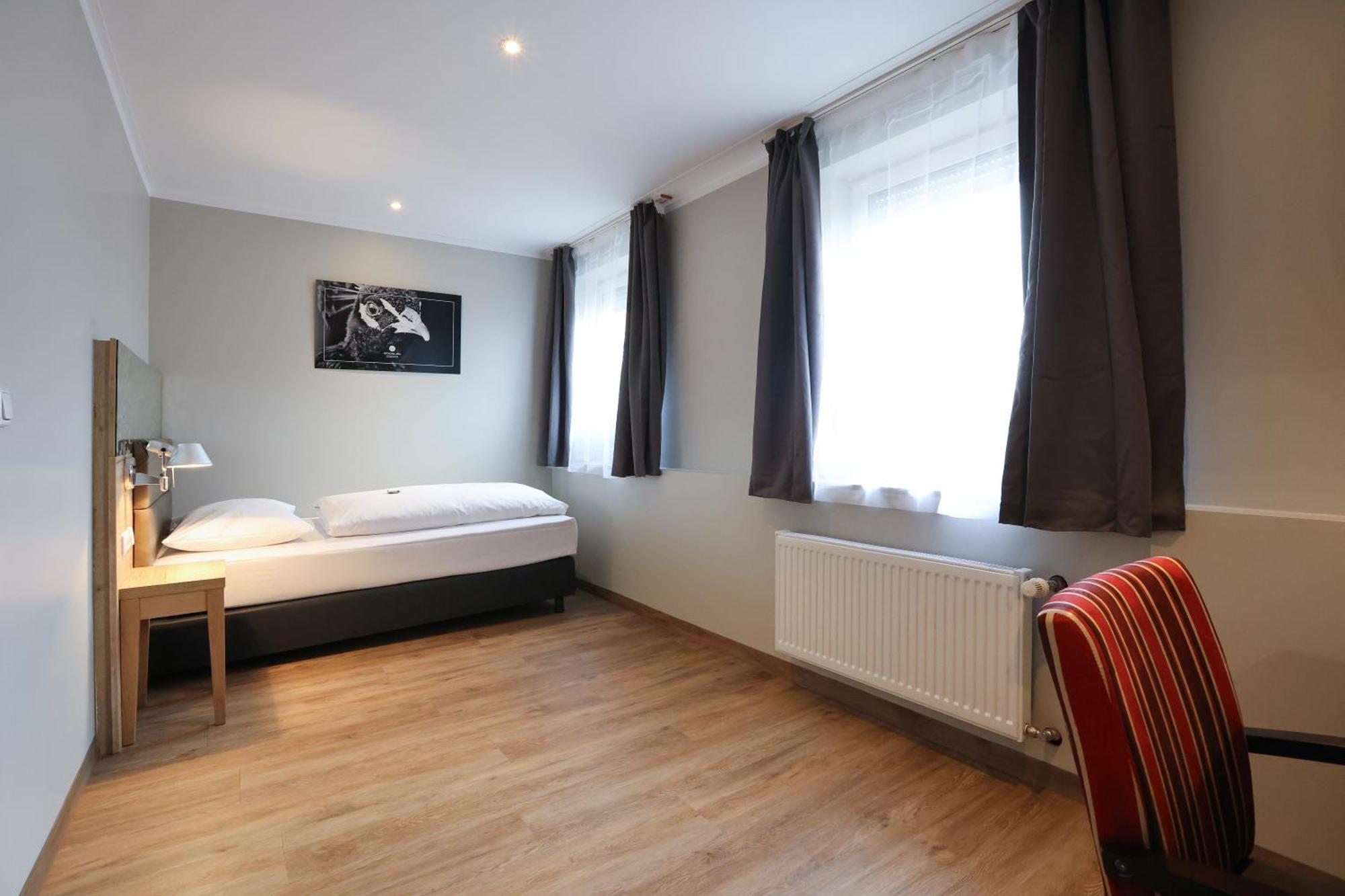Arthotel Ana Flair Nördlingen Exteriör bild