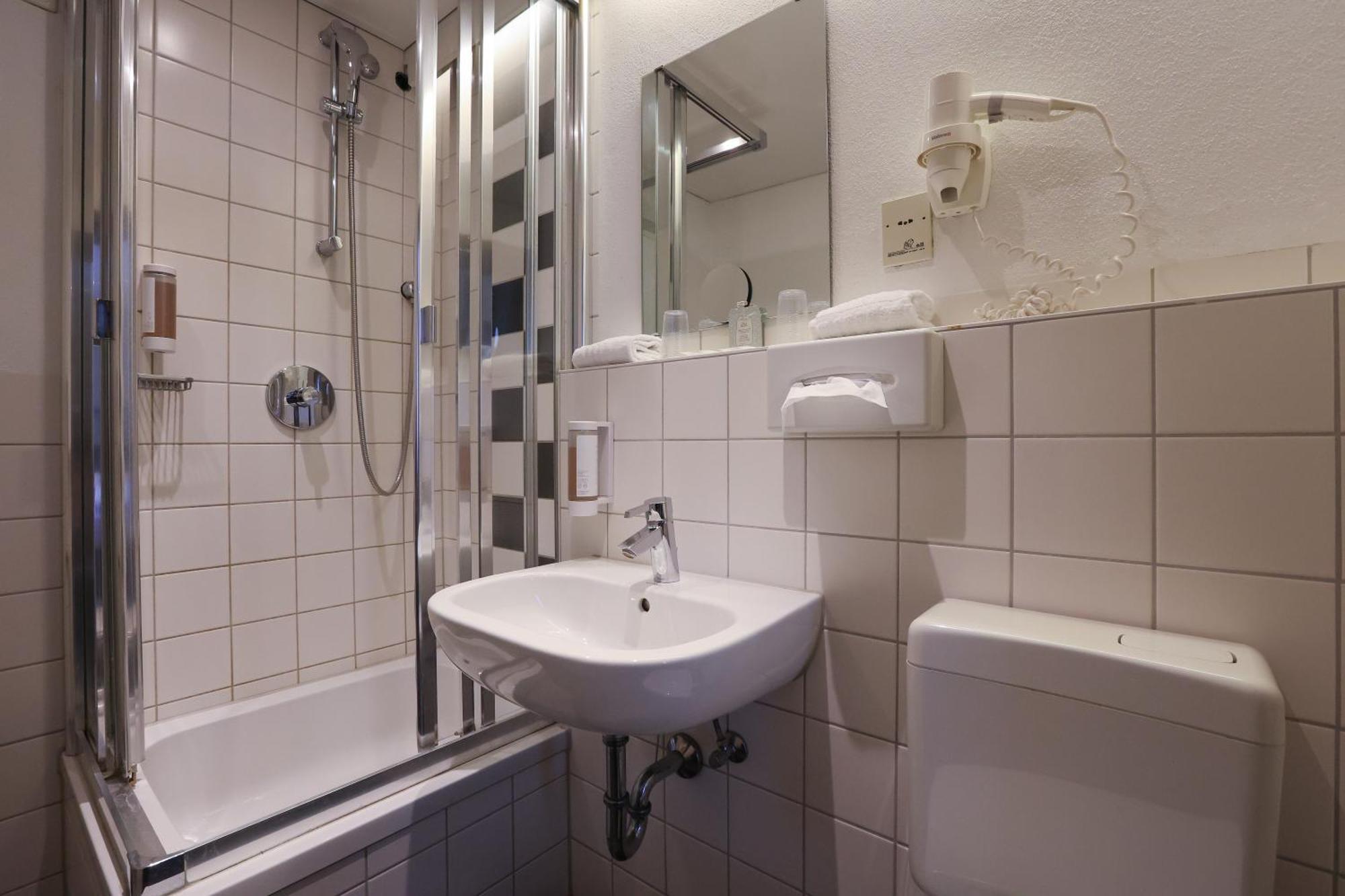 Arthotel Ana Flair Nördlingen Exteriör bild