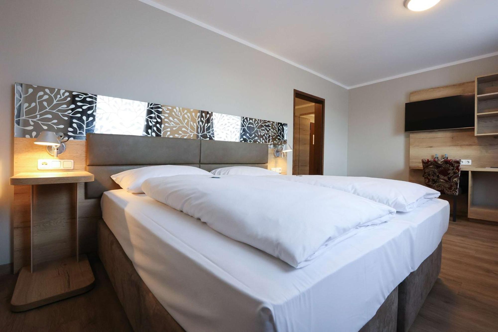 Arthotel Ana Flair Nördlingen Exteriör bild